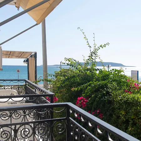 Porto Finissia מלון פיניקונטה