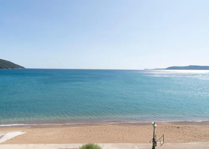 Porto Finissia Finikounda